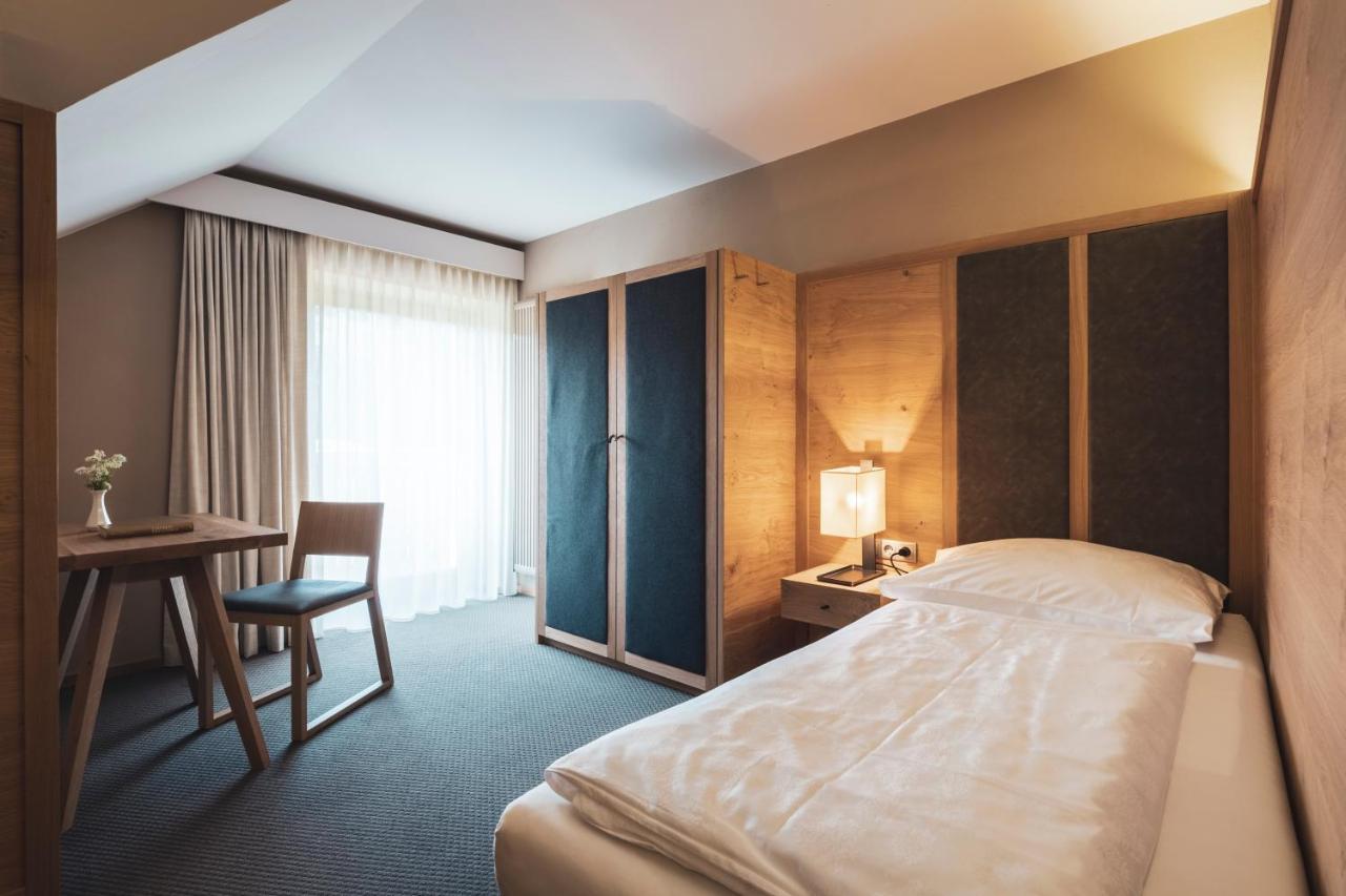 Hotel Arlara コルヴァーラ・イン・バディーア エクステリア 写真