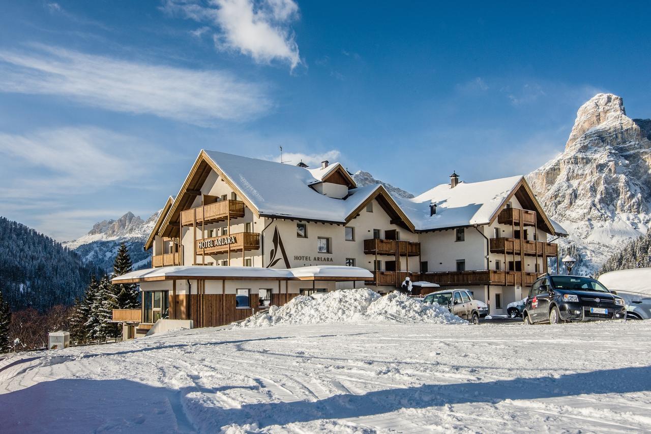 Hotel Arlara コルヴァーラ・イン・バディーア エクステリア 写真