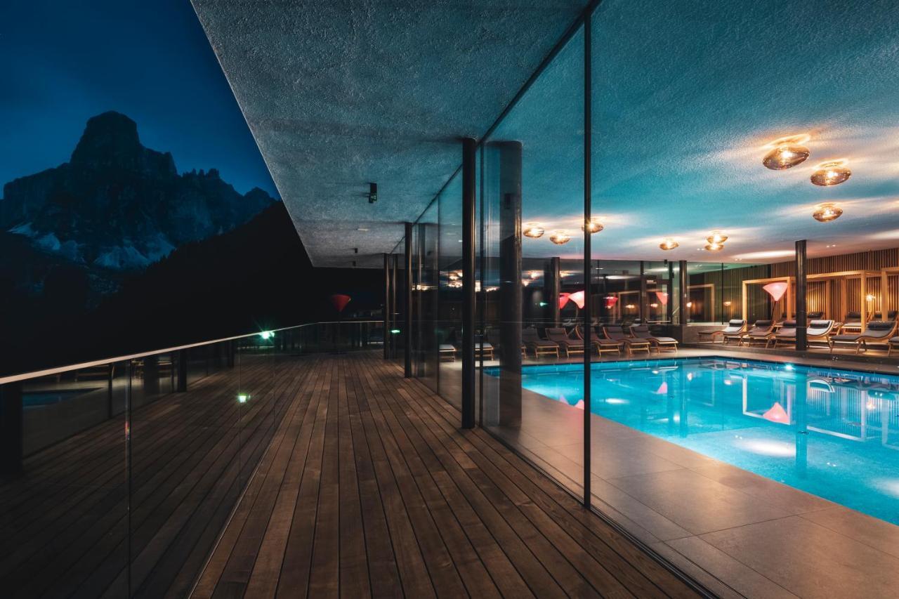 Hotel Arlara コルヴァーラ・イン・バディーア エクステリア 写真